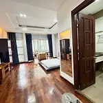Dlux Hat Giang